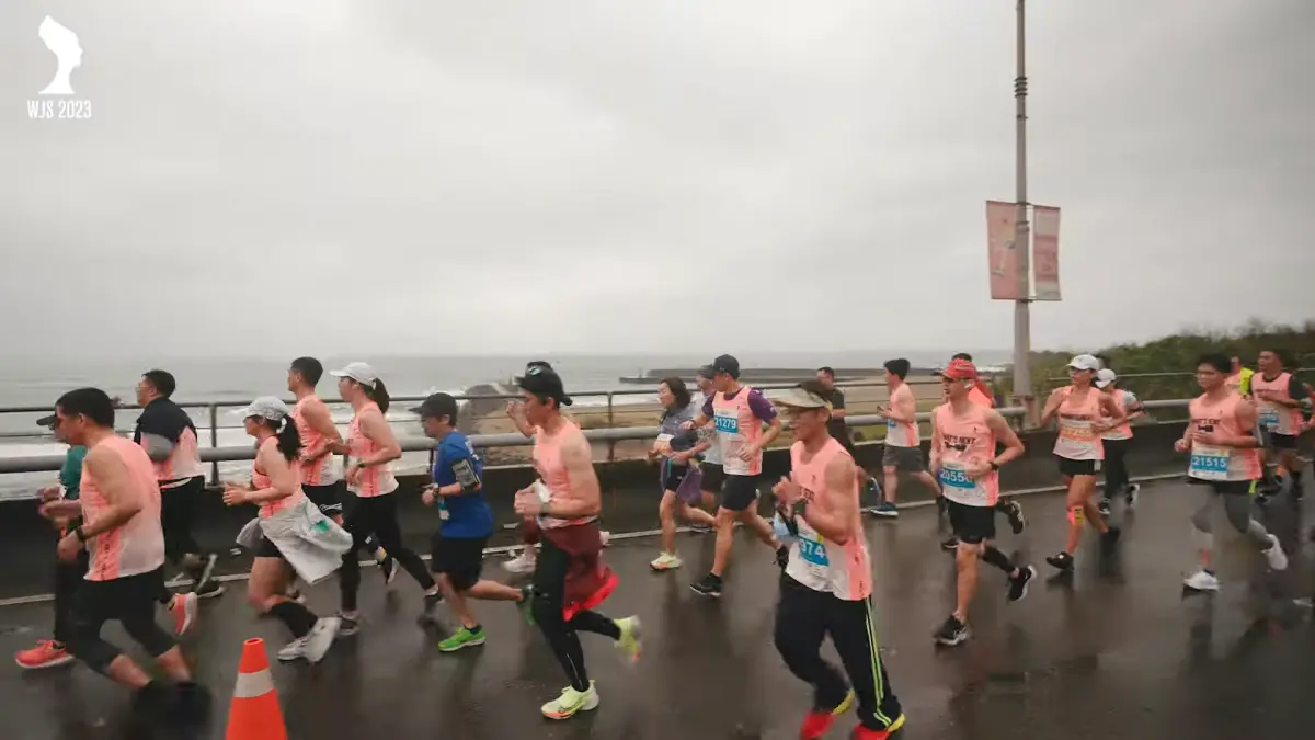 ▲萬金石馬拉松從2015年起受到世界田徑總會（WA）的銅牌標籤認證，2019、2020年升級為銀標賽事，2023年首度晉升為金標等級，成為國際間著名的馬拉松賽事。（示意圖／YT@萬金石馬拉松）