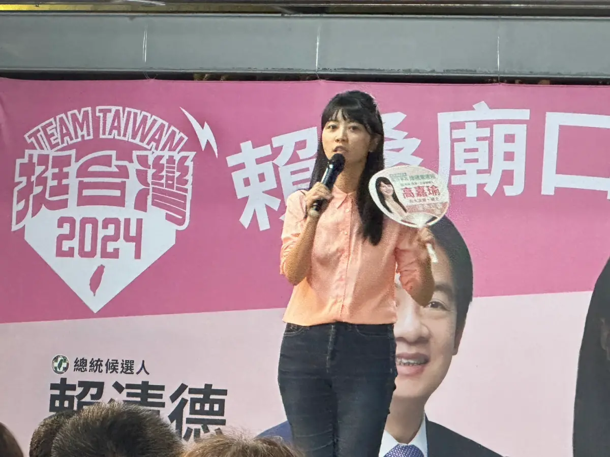 ▲高嘉瑜舉行「賴桑廟口開講」活動。（圖／記者陳佩君攝，2023.10.17）