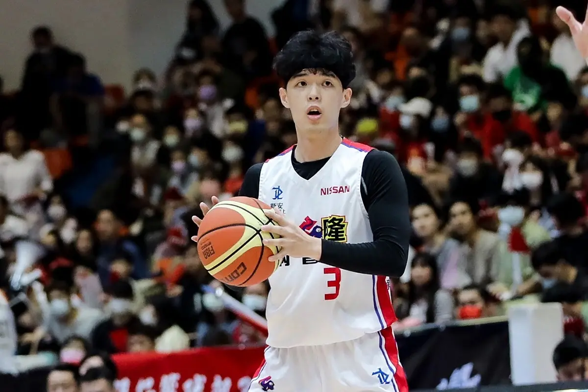 ▲SBL球星吳季穎驚傳涉賭、打假球，慘被逐出籃球圈。（圖／翻攝自裕隆納智捷籃球隊臉書）