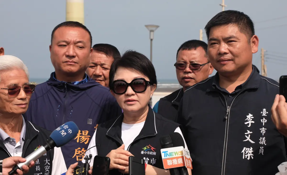 ▲台中市長盧秀燕今天在大安區海翁橋完工祈福典禮中表示，將繼續禁止學校營養午餐使用液蛋。（圖／台中市政府提供，2023.10.18）