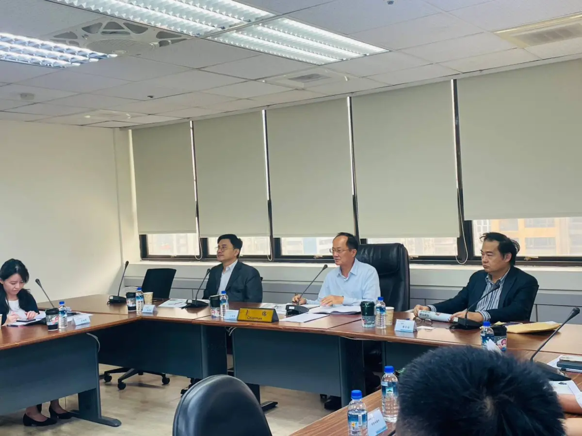 ▲捷運局長吳義隆表示3案總銷售金額均逾百億，開發效益龐大備受各界矚目。（圖／高市府捷運局提供）