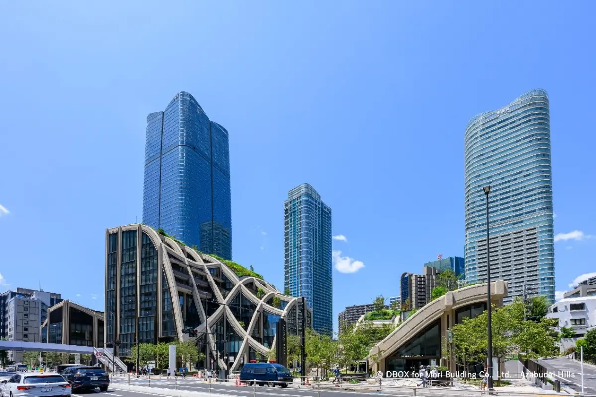 ▲備受矚目的麻布台之丘即將於11月開幕，建築造型新穎前衛，相當吸睛。（圖／森大廈提供）