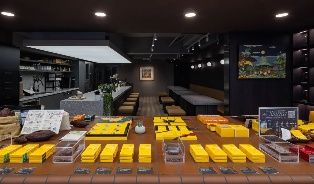 ▲蟬聯五年全球獲獎最多的台灣巧克力品牌「福灣巧克力」，於台北市仁愛圓環旁開設咖啡店，正式於昨日開幕，店型歸屬歐美常見的「巧克力咖啡店Chocolate Café」。（圖／福灣巧克力提供）