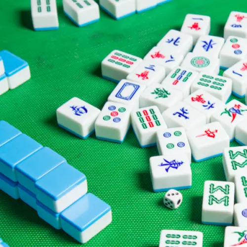 ▲2026過年打麻將禁忌最新整理，怕難胡牌又放槍必看，靠贏錢撇步自摸連莊。（圖／Shutterstock）