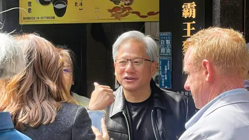 國民爸爸又來了！黃仁勳愛店富霸王豬腳　必點這盤招牌才內行
