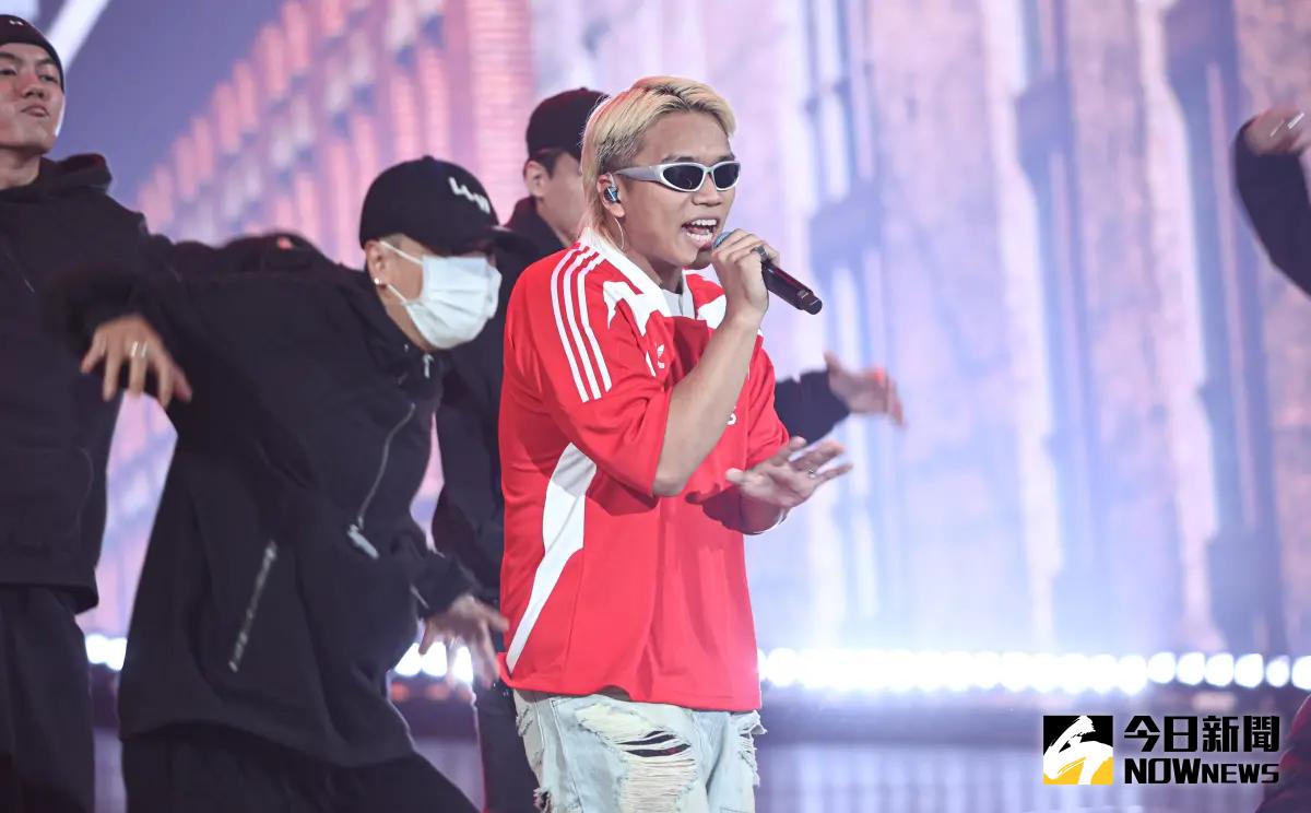 ▲《大嘻哈時代》阿跨面擔任這次金鐘節目類表演來賓，還許願想看到女神王凈、安心亞，一看名單才發現表演錯場了。（圖／記者葉政勳攝影）