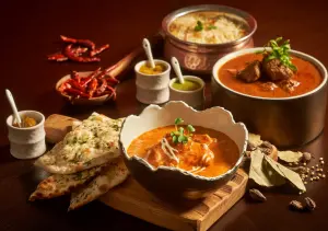 ▲Tiffin Room駐店印度主廚重現北印度的傳統美食。（圖／Raffles Hotel Singapore提供）