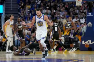 NBA／Curry末節飆大號逆轉三分！率勇士116:115逆轉國王搶下4連勝
