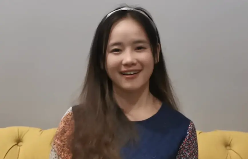 ▲蒂在14歲時被家人逼迫輟學，在家中等待成婚，差點踏上母親早婚的厄運，但幸好她獲得非營利組織的救援。（圖／翻攝自臉書）