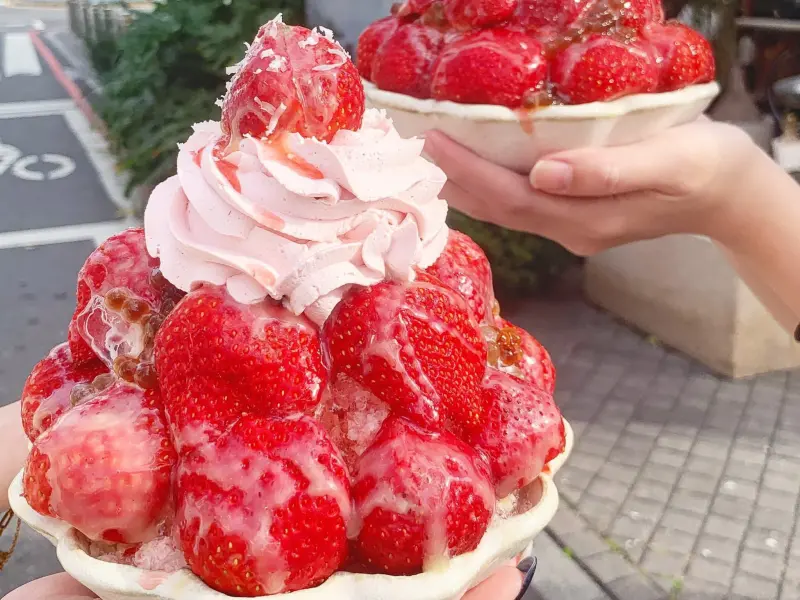 ▲台南名店「清水堂」公告草莓冰將開賣，另外還於臉書宣布全部水果冰品將會降價60~70元。（圖／取自清水堂臉書）