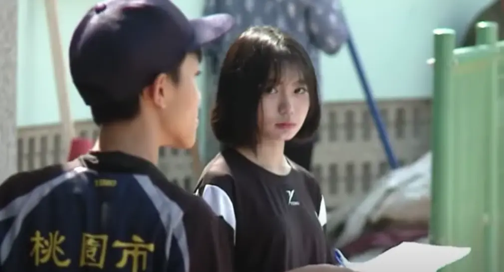 ▲陽明高中球經許以函人氣超高，被認為很像富邦啦啦隊的慈妹。（圖／Be Heros頻道）