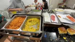 台北市早午餐吃到飽80元！「不限用餐時間」佛爆　大胃王現場朝聖
