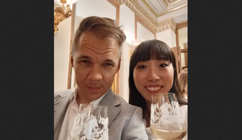 ▲芬蘭媒體人奎肯麥基（左）原本要被任命為財政部長顧問，但因為中國籍妻子，任命案被國安機關否決。（圖／翻攝自Jari Kuikanmäki的X）