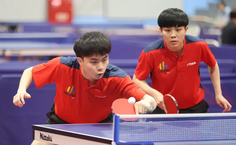 ▲112年全運會林昀儒（左）攜手鄭怡靜代表台北市完成桌球混雙連霸。（主辦提供）