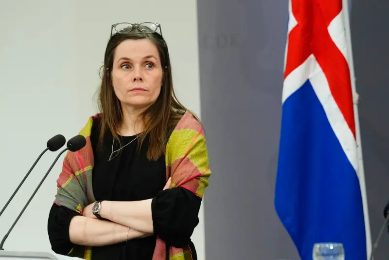 ▲冰島總理雅各斯多提爾（Katrin Jakobsdottir）今天加入全國各地婦女的罷工行列，以推動終結薪資不平等和性別暴力。（圖／美聯社／達志影像）