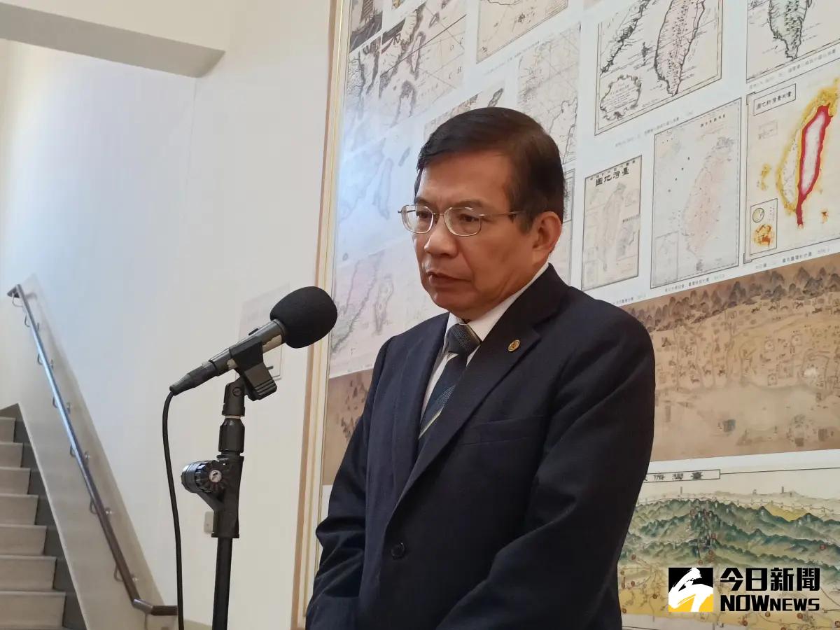 ▲交通部長王國材今（4）日回應，目前未禁止自由行去中國，但有禁止團客，因此若有旅行社幫忙組團就屬於違規行為。（圖／記者許若茵攝，2023.10.25）