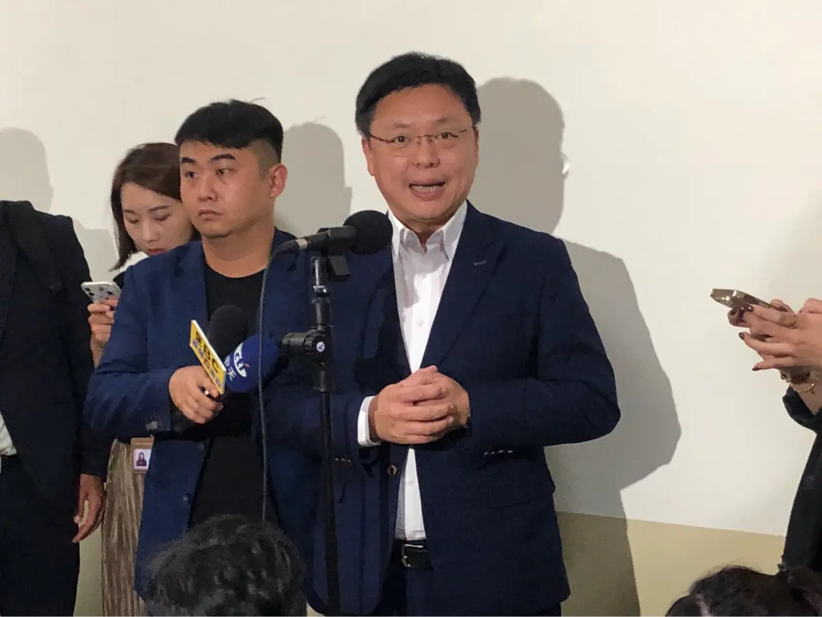 ▲趙天麟宣布退選後今日赴立院審查預算，遭馬文君指控與中國籍女子婚外情是國安危機，趙天麟回應稱歪樓到不行。（圖／記者嚴俊強攝，2023.10.25）