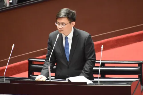 台籍船長遭印尼漁工圍毆逼下跪　綠委譴責暴力「檢警盡快調查」
