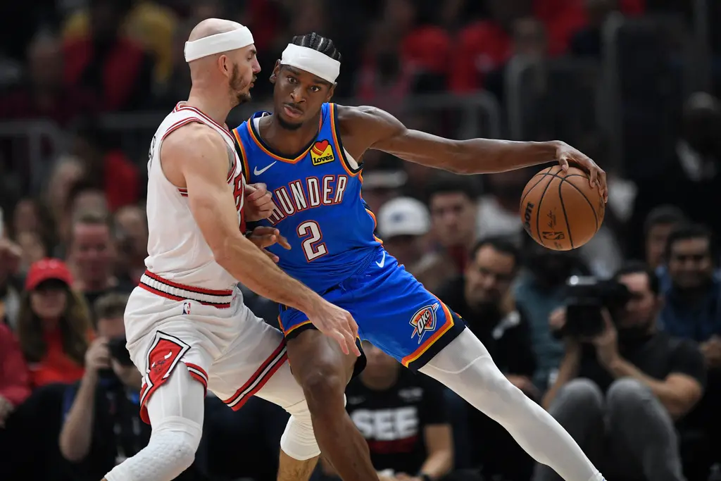 ▲雷霆此戰靠著「SGA」 Shai Gilgeous-Alexander狂砍31分與送出10助攻，以124:104戰勝公牛（圖／美聯社／達志影像）