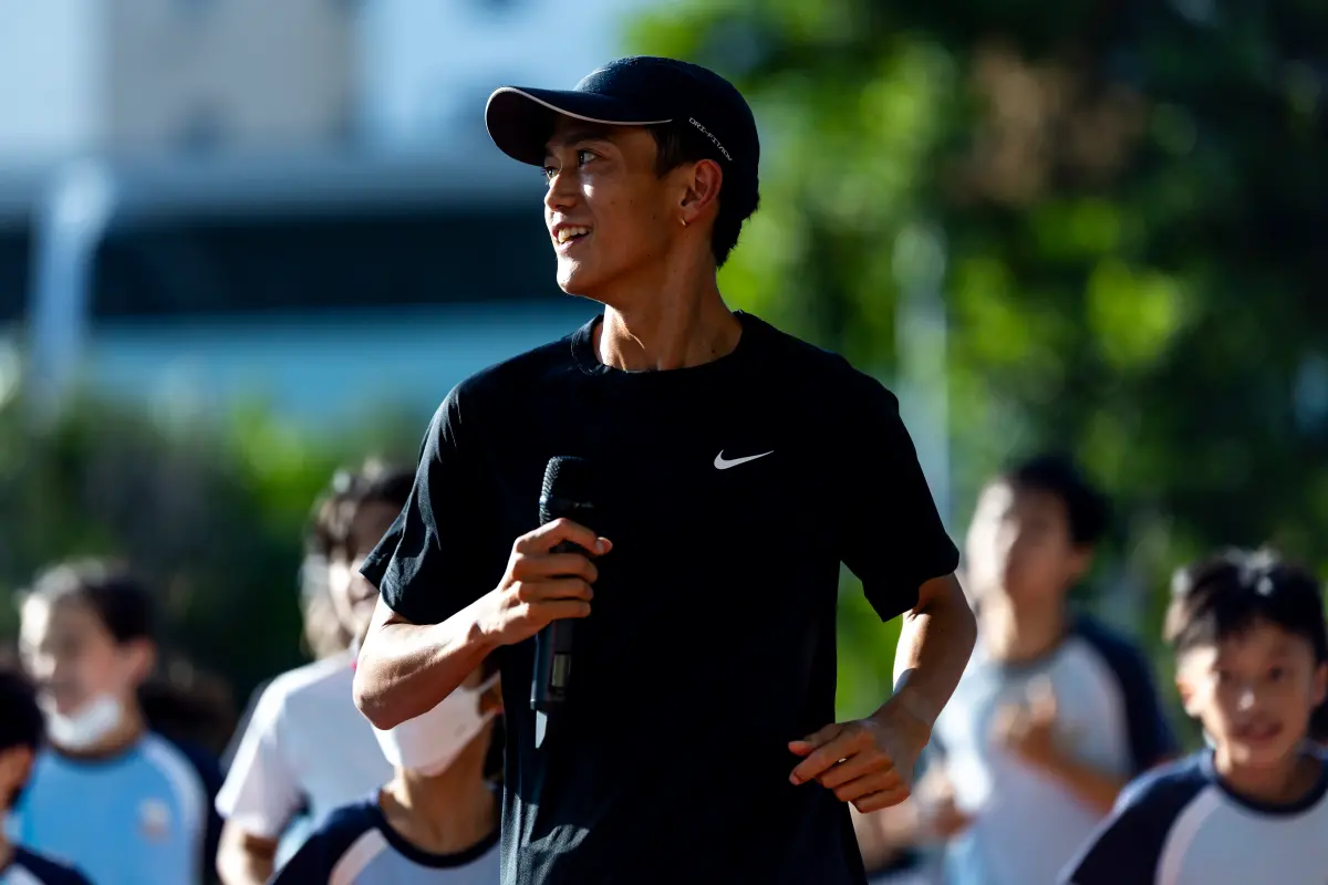▲亞洲行香港站活動資料照片，大迫傑指導小朋友。官方提供