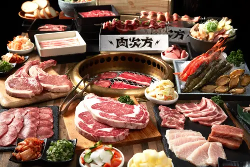 雙11王品3大燒肉「下殺49折」優惠 雙人套餐1111元!11元再加肉 ▲雙11購物節搶優惠!王品3大燒肉Oh my!原燒、最肉及肉次方,在王品瘋美食APP聯合推出下殺49折「燒肉吃貨券」,牛豚雙人套餐只要1111元;還狂撒「11元加肉券」。(圖/王品集團提供)