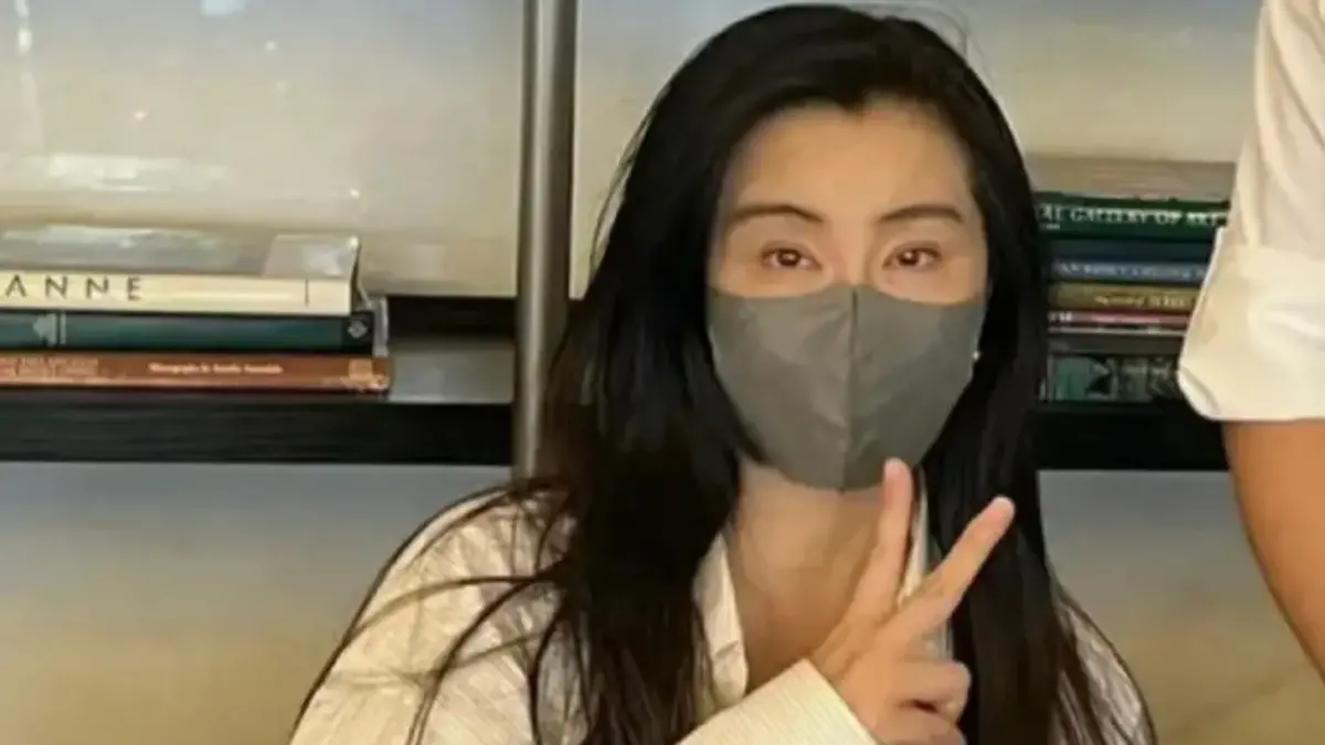 ▲王祖賢傳出人在台中，56歲狀態掀議。（圖／翻攝自微博）