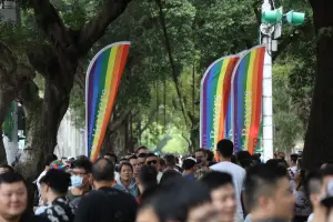 第21屆台灣同志遊行盛大登場！預估15.3萬人走上街頭　與多元同行
