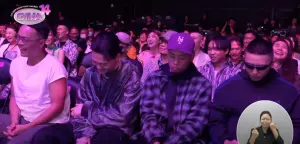 ▲台下部分歌手段於熊仔的幽默並不領情。(圖/翻攝金音獎YT) ▲台下部分歌手段於熊仔的幽默並不領情。(圖/翻攝金音獎YT)