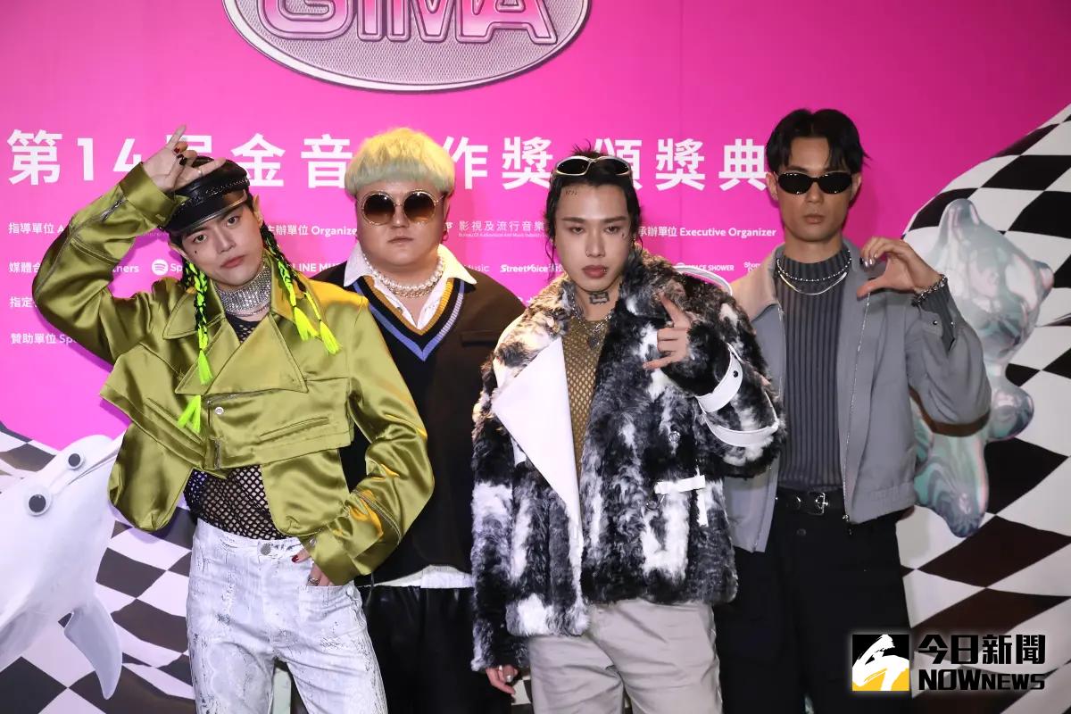 ▲TRASH不意外婁峻碩求婚，阿夜（右二）分享「生子祕方」，笑虧辛苦焦凡凡了。（圖／記者鄭孟晃攝）