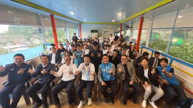 ▲國民黨基隆市青工總會成立總統候選人侯友宜及立委候選人林沛祥青年後援會。(圖 /國民黨基隆市青工總會)