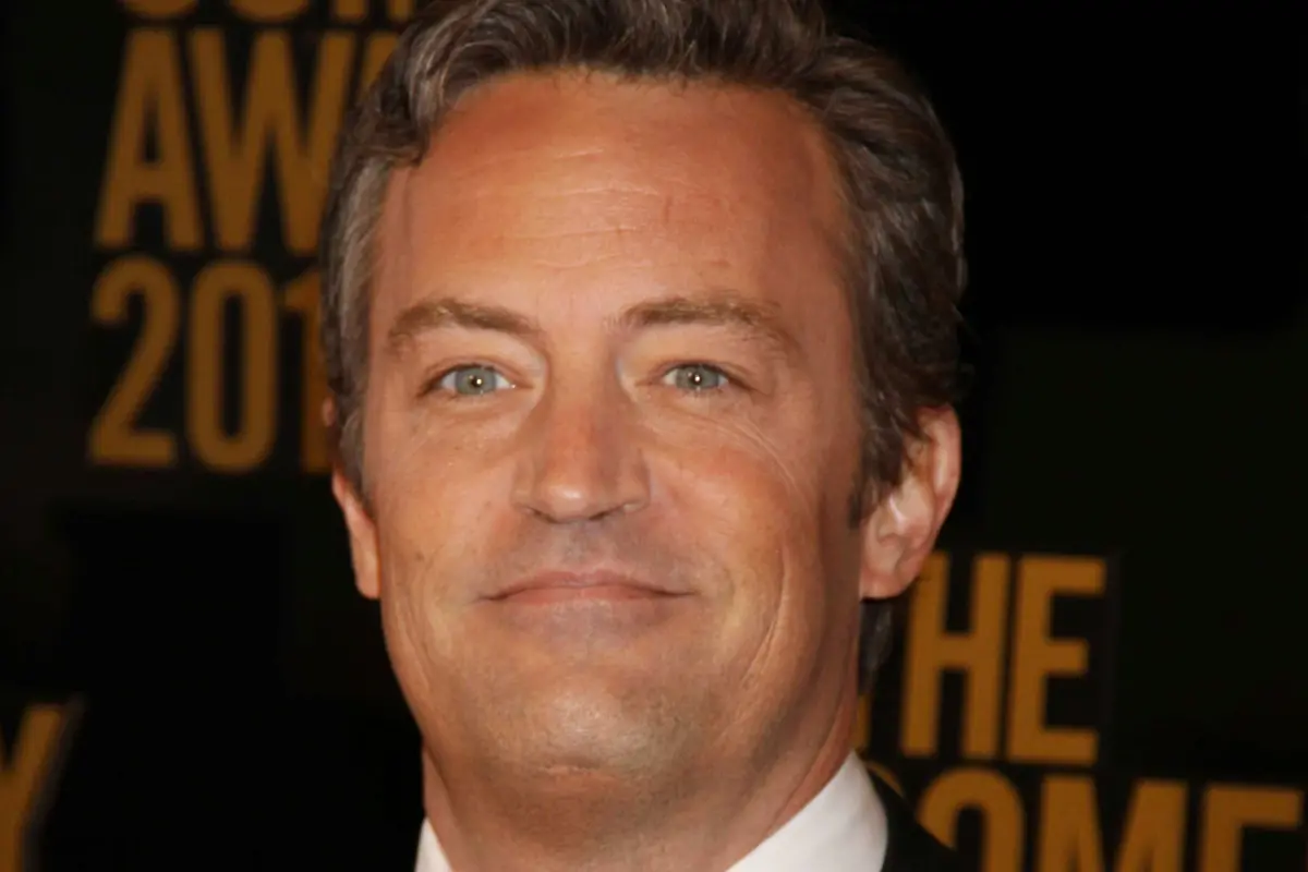 ▲馬修派瑞猝逝，被發現溺斃陳屍浴缸，享年54歲。（圖／美聯社／達志影像）