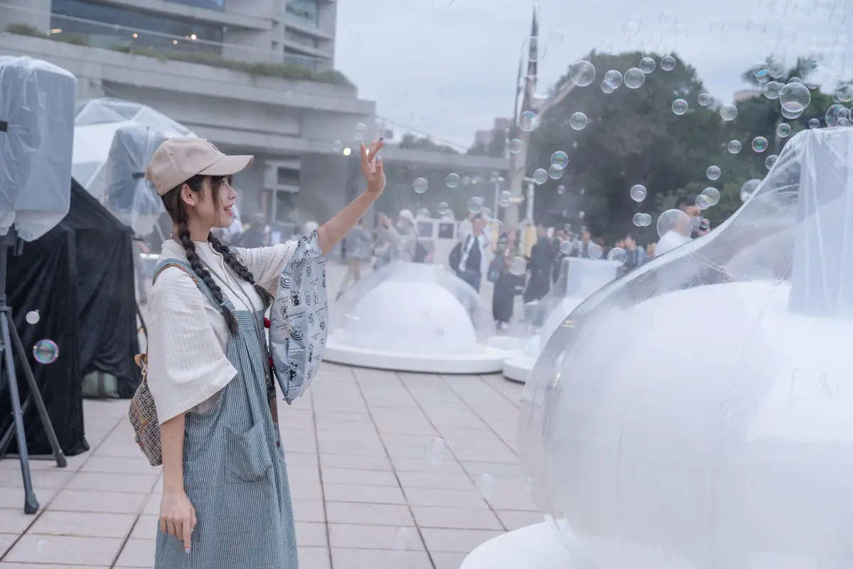 ▲《臺北文創天空創意節》優選作品《你做了什麼顏色的白日夢》，透過科技應用激盪出更大的創意動能。（圖／臺北文創提供）