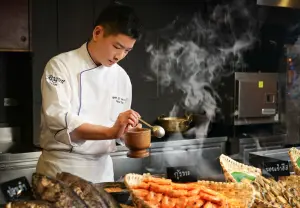 ▲晶華「泰市場 泰式海鮮自助餐Spice Market」，是國內第一家以泰式海鮮料理為主題的吃到飽自助餐廳。（圖／翻攝自誠品生活 eslite spectrum FB）