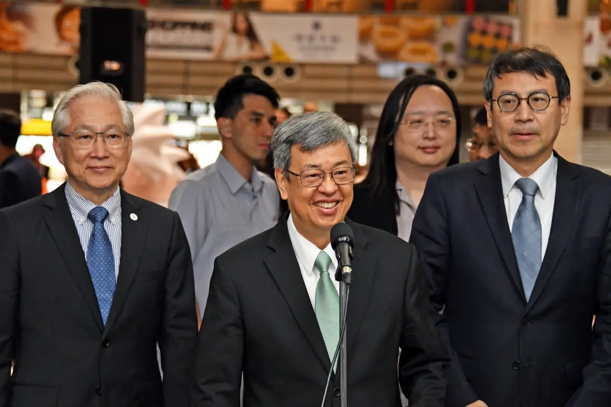 ▲中國介入選舉消息頻傳，陳建仁相信民眾都有很高的智慧來分辨認知作戰跟錯假訊息。（圖／行政院提供）