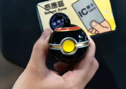 ▲寶可夢精靈球悠遊卡第5款「3D豪華球」，單顆售價499元，7-11、全家、Pinkoi通路有賣。（圖／Pinkoi提供）