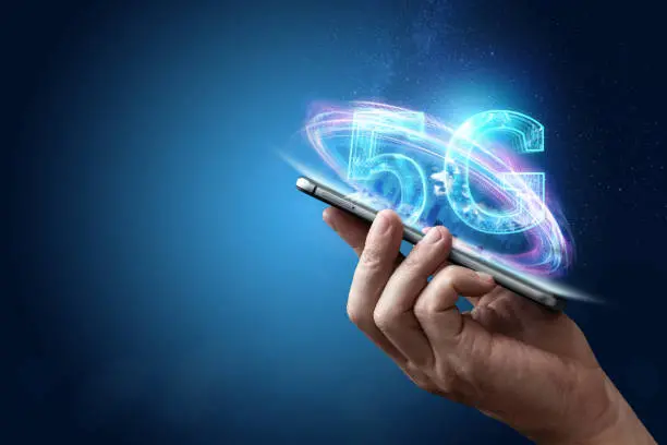 ▲資策會觀測5G手機發展，預估滲透率將從2023年59%成長至2024年68%。（圖／擷取自Pixabay）