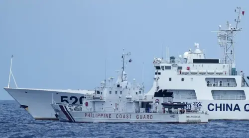 中國海警：在黃岩島海域管控3艘菲律賓船隻
