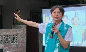 郭台銘布條引爆藍綠選將互槓　江肇國嗆羅廷瑋：別用媽媽眼淚開脫
