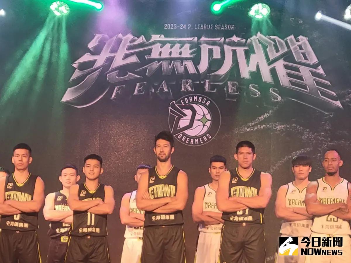 ▲夢想家球團本季更名為福爾摩沙夢想家，夢想家夢想家董事陳立宗表示，新球季球隊將嘗試雙主場。（圖／記者黃建霖攝）