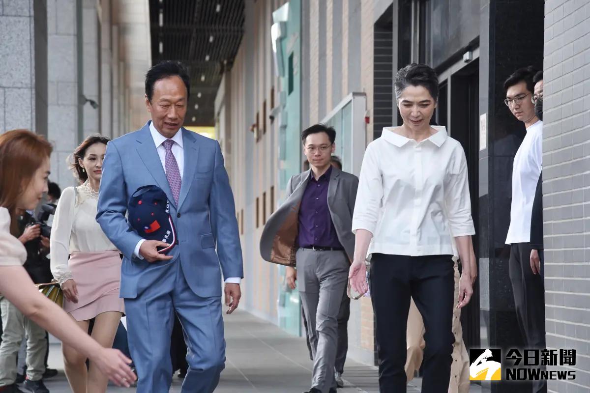 ▲鴻海創辦人郭台銘、賴佩霞。（資料圖／記者陳明安攝）