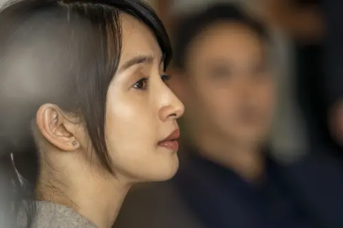 ▲《車頂上的玄天上帝》是一部結合家庭情感與宗教信仰的溫柔寫實電影，由林依晨主演。（圖／甲上提供）