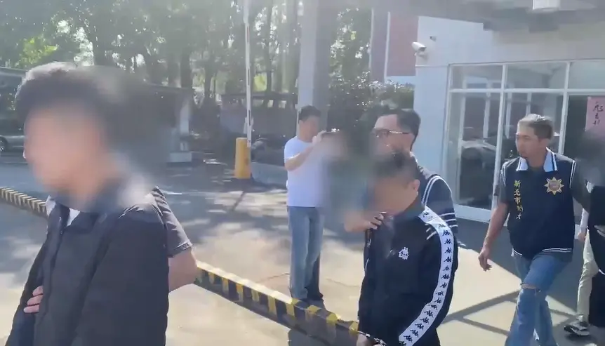 ▲警方移送以姚男為首的暴力討債犯罪集團。（圖 ／翻攝畫面）