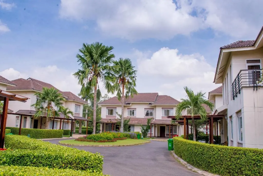 ▲越南的南部房地產市場價格仍低迷，買家能以降價40％的價格購入房產。（圖／翻攝自臉書）