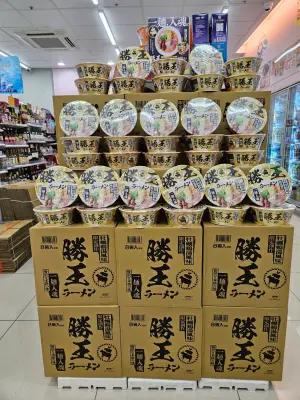 ▲7-11獨家開賣「勝王拉麵」牡蠣雞湯風味泡麵。（圖／SUNFRIEND MOUNTH上友食品提供）