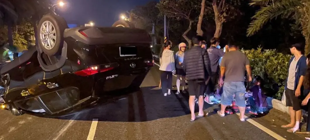 ▲墾丁昨天深夜發生一起嚴重車禍。（圖／翻攝畫面）