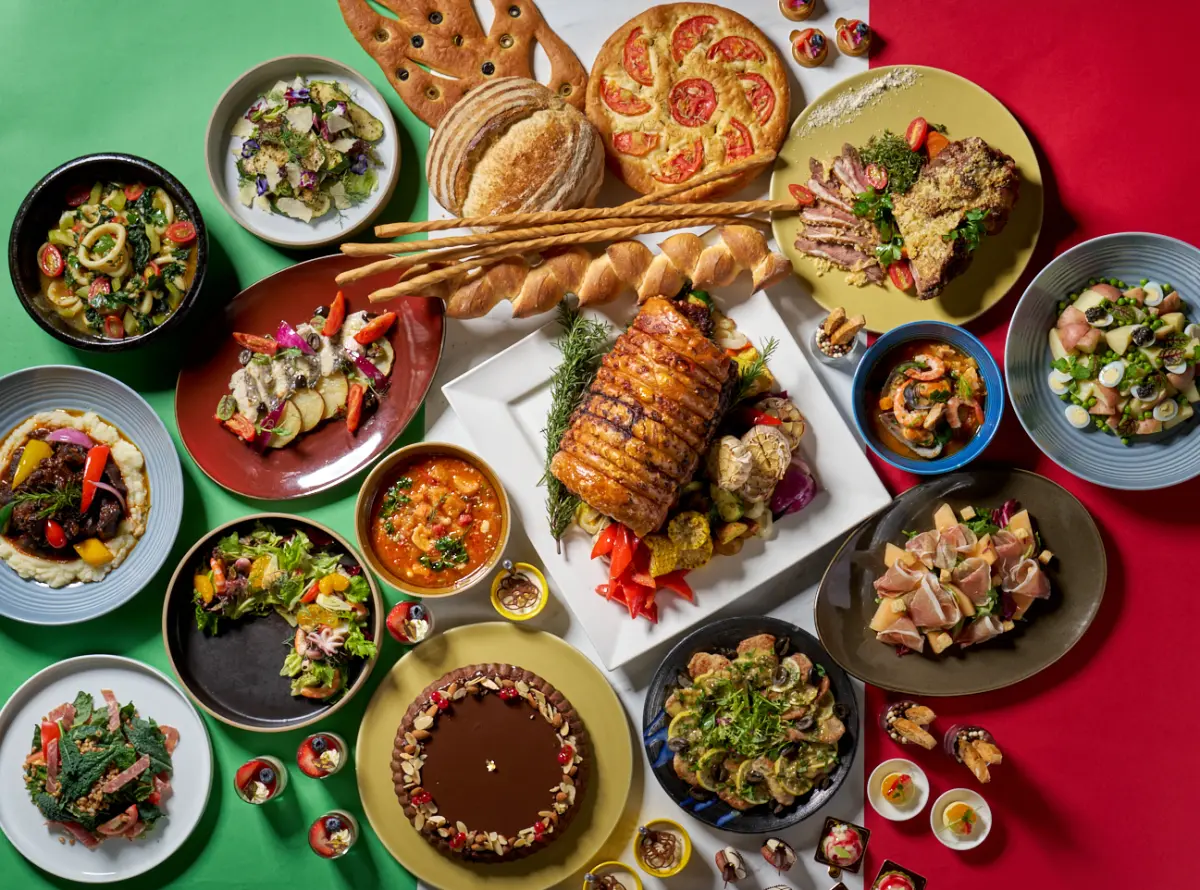 ▲台北福華大飯店的一樓自助餐廳「彩虹座」推出限時兩個月的全新異國料理「義大利美食節」，一次端上超過50款的經典義式佳餚，即日起推出至12月31日止。（圖／台北福華提供）