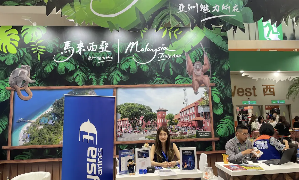 ▲本次東南亞國家如馬來西亞、泰國、菲律賓、印尼觀光局和越南航空均有在2023 ITF台北國際旅展設攤位。（圖／記者攝於2023.11.03）