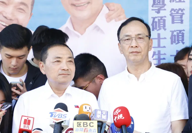 ▲侯友宜表示,支持黨中央所提的兩個方案。(圖/國民黨提供)