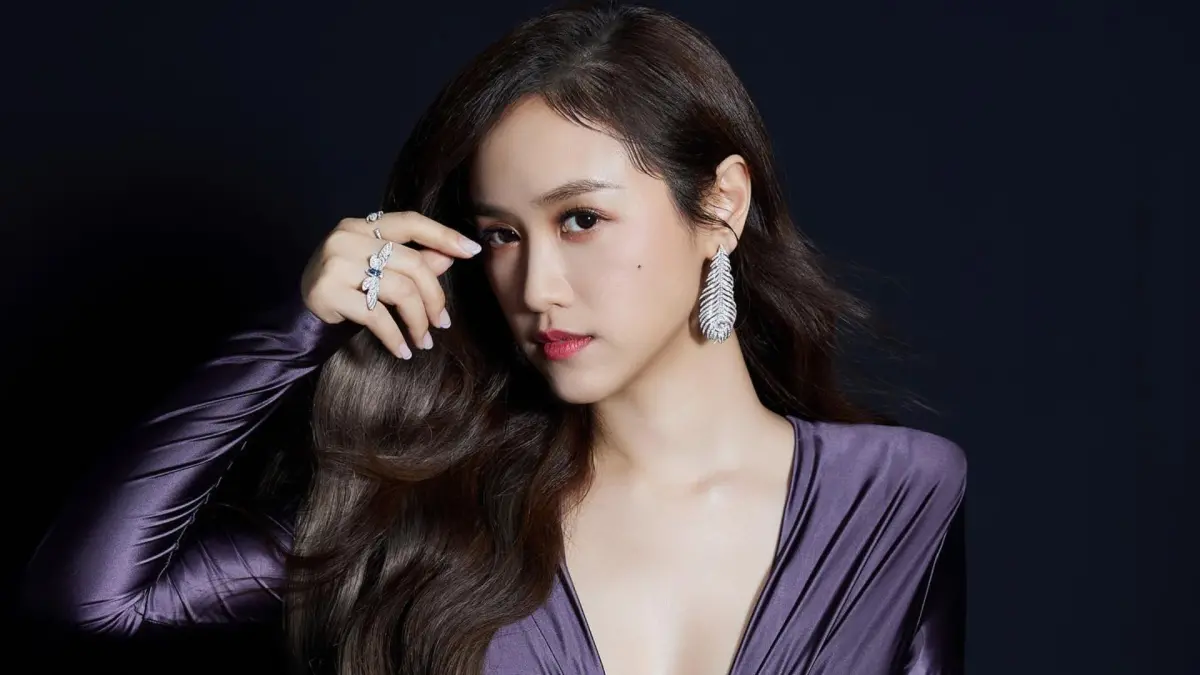 ▲吳宗憲愛女吳姍儒首次公開一家三口全家福，老公王陽開做鬼臉逗兒子。（圖／翻攝自吳姍儒臉書）