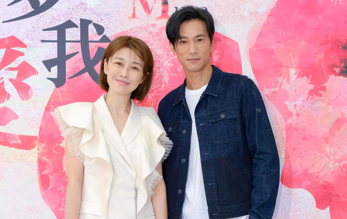 ▲鍾承翰（右）和李維維出席記者會，分享送老婆鑽石耳環慶祝10年婚，但老婆只顧著忙徐佳瑩演唱會都忘了紀念日。（圖／晴天影像提供）